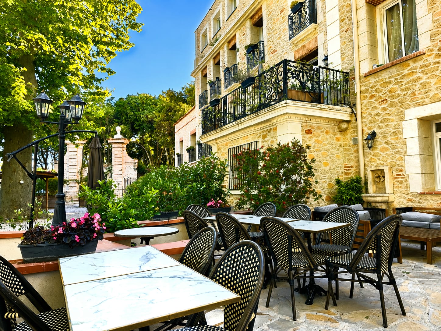 terrasse tapas le moulin du chateau perpignan
